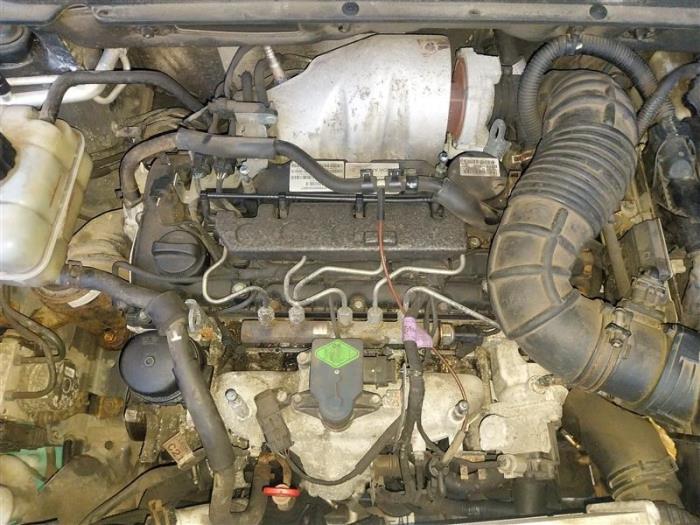 Ssang Yong Korando 2.2 e-XDi 220 16V 4x4 Sloopvoertuig (2017, Grijs)