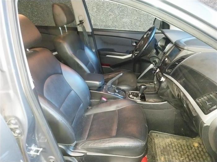 Ssang Yong Korando 2.2 e-XDi 220 16V 4x4 Sloopvoertuig (2017, Grijs)