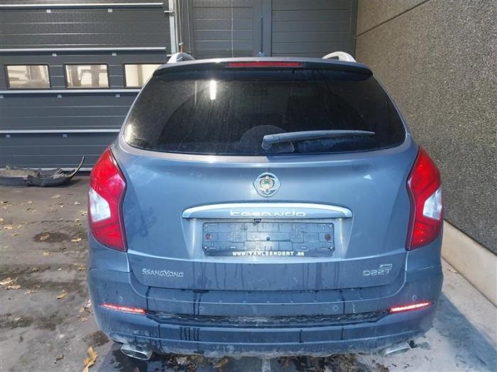 Ssang Yong Korando 2.2 e-XDi 220 16V 4x4 Sloopvoertuig (2017, Grijs)