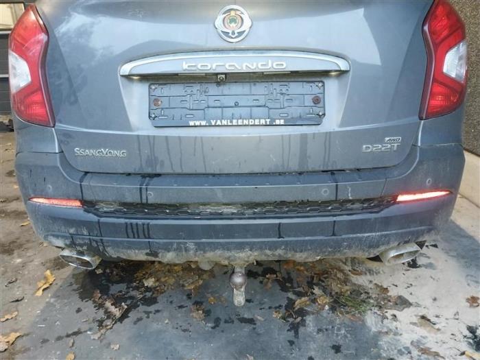 Ssang Yong Korando 2.2 e-XDi 220 16V 4x4 Sloopvoertuig (2017, Grijs)