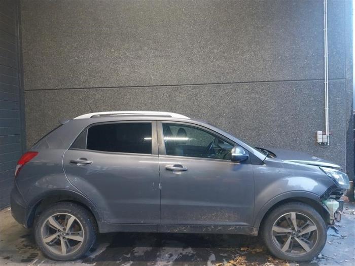 Ssang Yong Korando 2.2 e-XDi 220 16V 4x4 Sloopvoertuig (2017, Grijs)