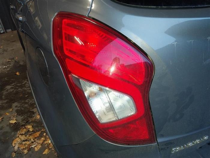 Ssang Yong Korando 2.2 e-XDi 220 16V 4x4 Sloopvoertuig (2017, Grijs)