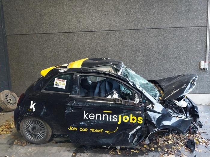 Fiat 500e 42 kWh 3+1 Sloopvoertuig (2022, Zwart)