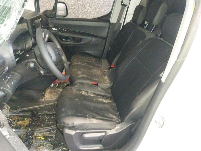 Citroen Berlingo 1.5 BlueHDi 100 Sloopvoertuig (2024, Wit)