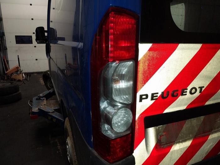 Peugeot Boxer 2.2 HDi 110 Euro 5 Sloopvoertuig (2011, Blauw)