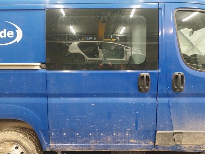 Peugeot Boxer 2.2 HDi 110 Euro 5 Sloopvoertuig (2011, Blauw)