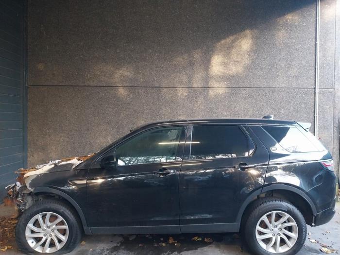 Landrover Discovery Sloopvoertuig (2017, Zwart)