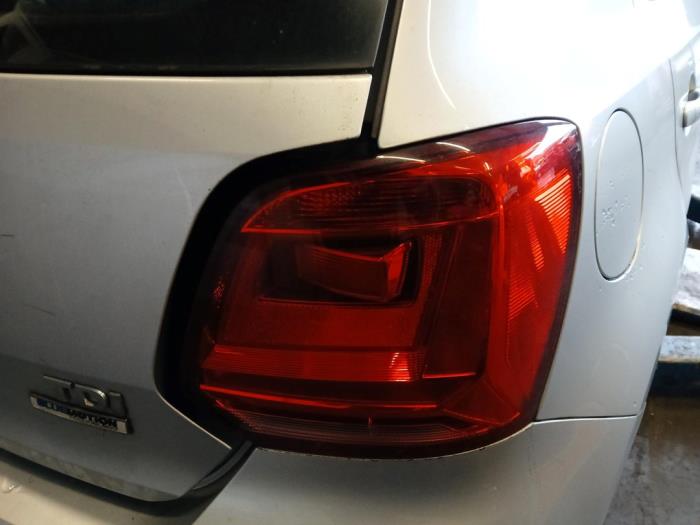 Volkswagen Polo V 1.4 TDI 12V 90 Sloopvoertuig (2017, Zilver)