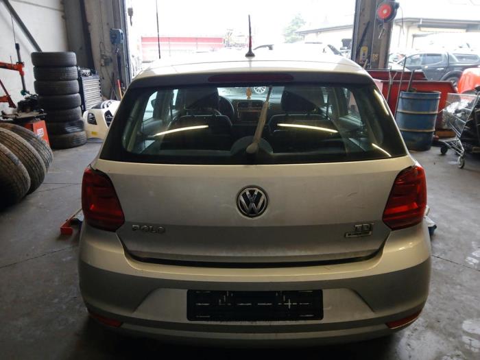 Volkswagen Polo V 1.4 TDI 12V 90 Sloopvoertuig (2017, Zilver)