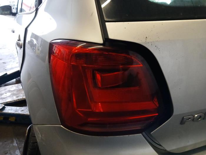 Volkswagen Polo V 1.4 TDI 12V 90 Sloopvoertuig (2017, Zilver)