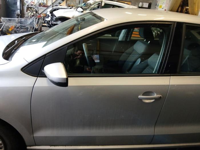 Volkswagen Polo V 1.4 TDI 12V 90 Sloopvoertuig (2017, Zilver)