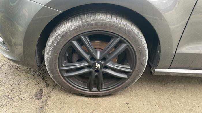 Volkswagen Polo V 1.4 TDI Sloopvoertuig (2016, Grijs)