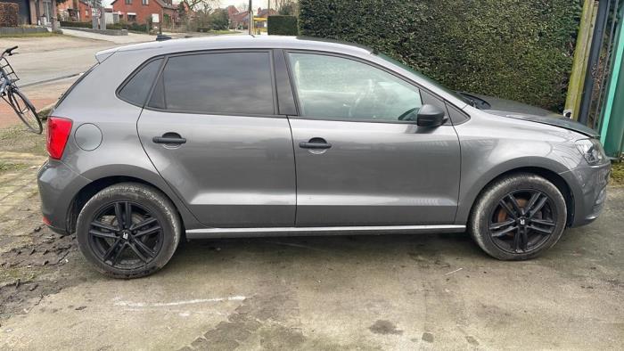 Volkswagen Polo V 1.4 TDI Sloopvoertuig (2016, Grijs)