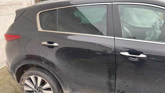 Kia Sportage 1.7 CRDi 115 16V 4x2 Sloopvoertuig (2017, Zwart)