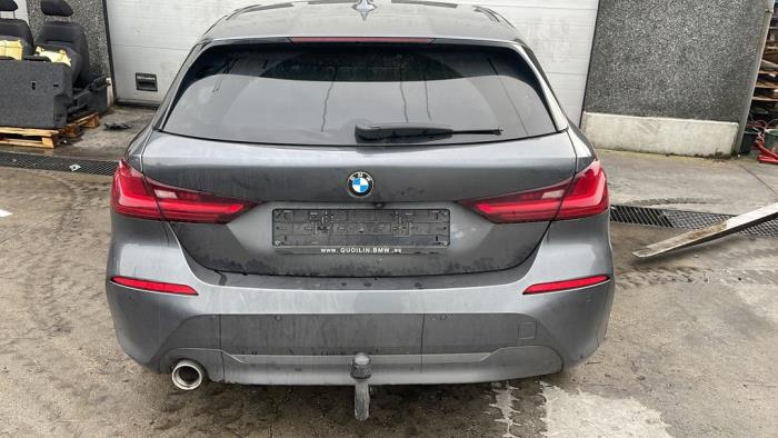 BMW 1 serie 116d 1.5 12V TwinPower Sloopvoertuig (2020, Grijs)