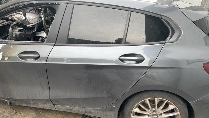 BMW 1 serie 116d 1.5 12V TwinPower Sloopvoertuig (2020, Grijs)