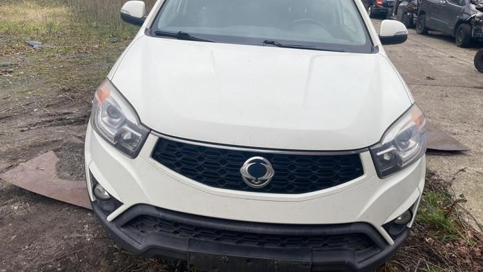 Ssang Yong Korando 2.0 e-XDi 16V 4x2 Sloopvoertuig (2014, Wit)