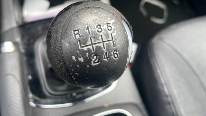 Ssang Yong Korando 2.0 e-XDi 16V 4x2 Sloopvoertuig (2014, Wit)