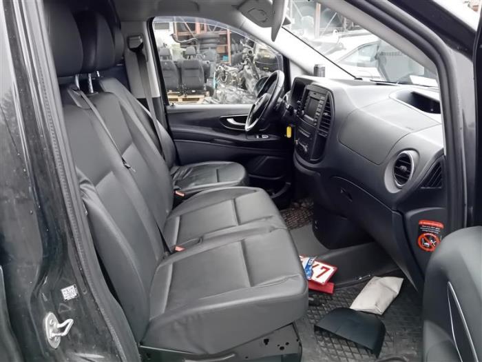 Mercedes Vito 2.2 116 CDI 16V Sloopvoertuig (2019, Zwart)