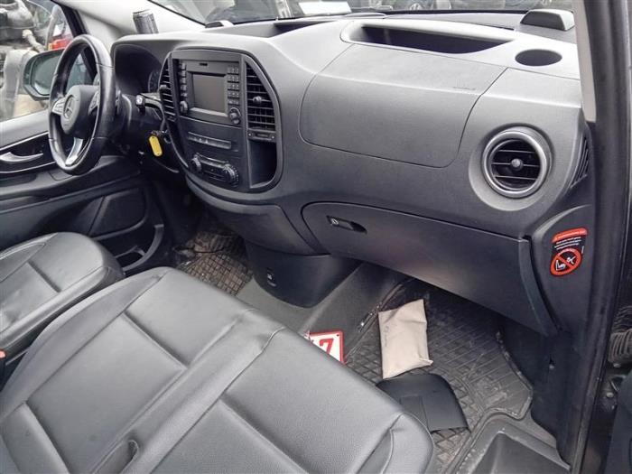 Mercedes Vito 2.2 116 CDI 16V Sloopvoertuig (2019, Zwart)