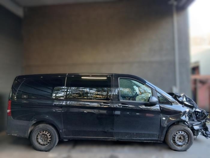 Mercedes Vito Tourer 2.2 114 CDI 16V Sloopvoertuig (2016, Zwart)