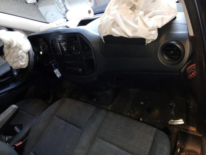 Mercedes Vito Tourer 2.2 114 CDI 16V Sloopvoertuig (2016, Zwart)