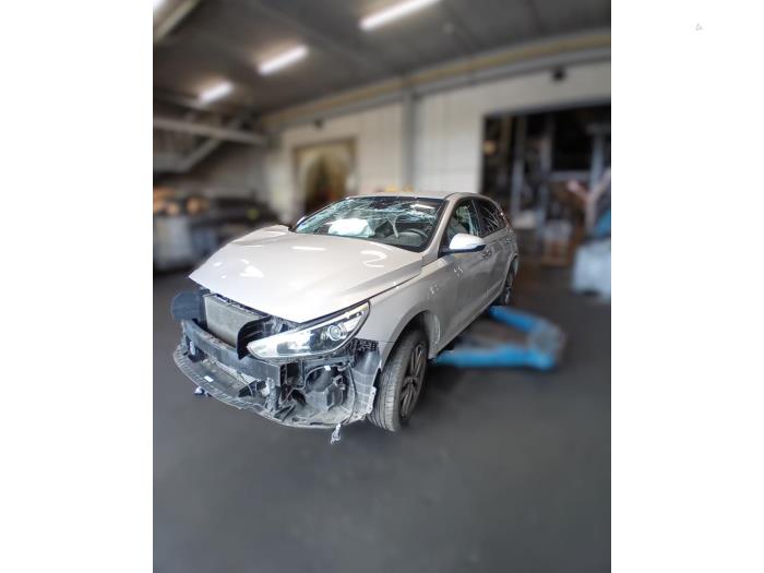 Hyundai i30 1.0 T-GDI 12V Sloopvoertuig (2020, Zilver)