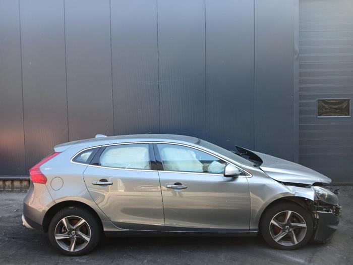 Volvo V40 2.0 D2 16V Sloopvoertuig (2016, Grijs)
