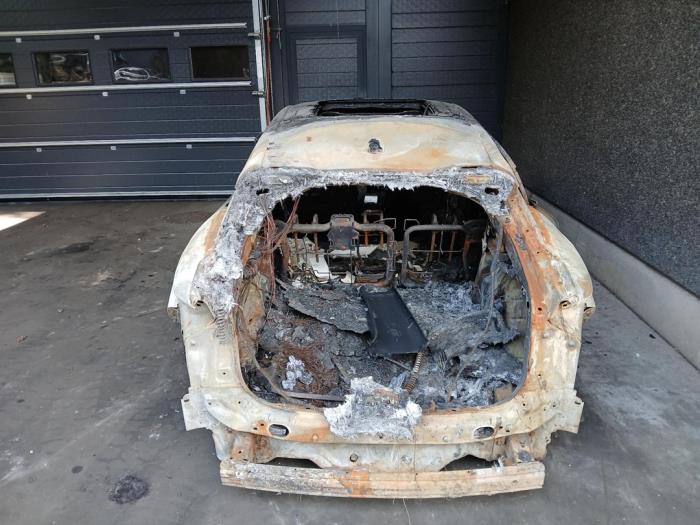 Peugeot 408 1.2 PureTech 130 Sloopvoertuig (2023, Grijs)