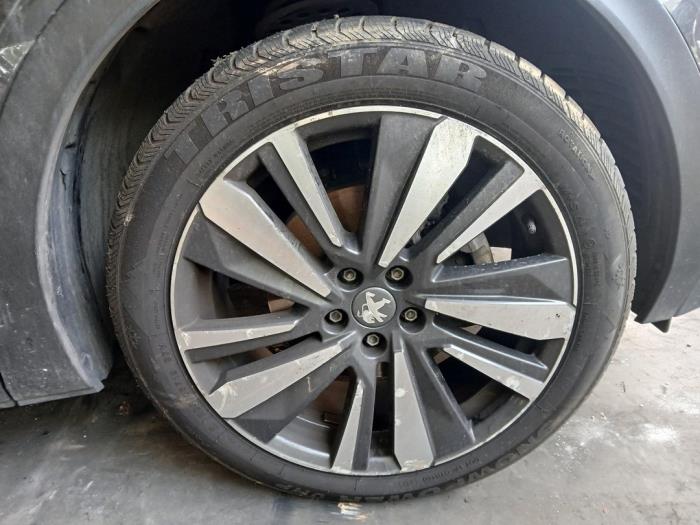 Peugeot 408 1.2 PureTech 130 Sloopvoertuig (2023, Grijs)