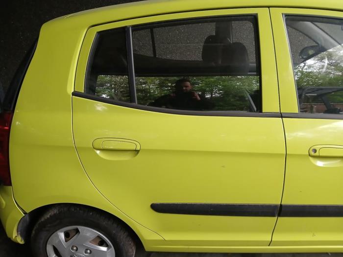 Kia Picanto 1.0 12V Sloopvoertuig (2010, Geel)