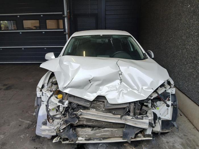 Renault Megane III Berline 1.2 16V TCE 115 Sloopvoertuig (2014, Wit)