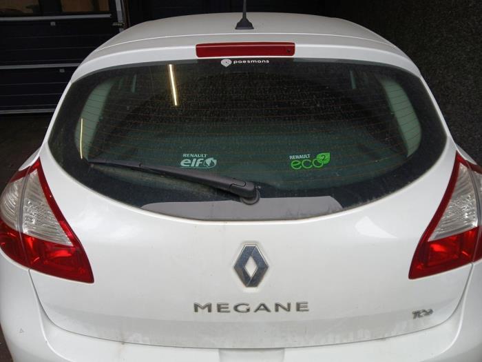 Renault Megane III Berline 1.2 16V TCE 115 Sloopvoertuig (2014, Wit)