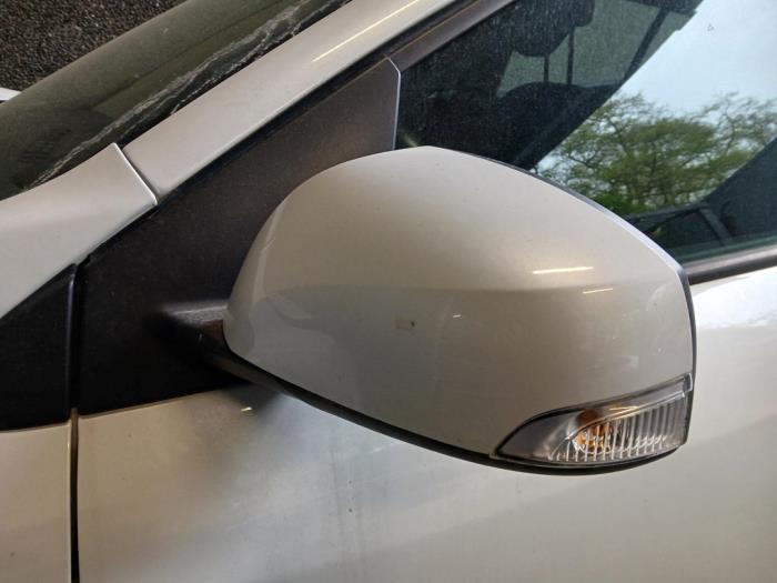 Renault Megane III Berline 1.2 16V TCE 115 Sloopvoertuig (2014, Wit)