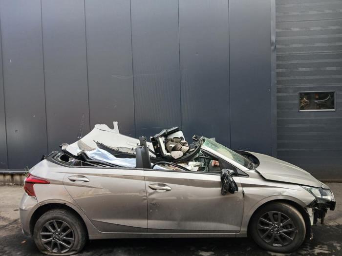 Hyundai i20 1.0 T-GDI 100 12V Sloopvoertuig (2021, Grijs)