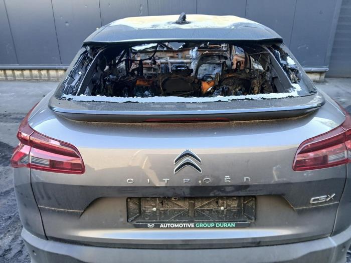 Citroen C5 X 1.6 Hybrid 225 Sloopvoertuig (2023, Grijs)