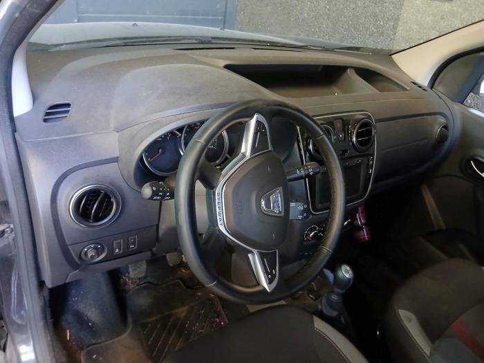 Dacia Dokker 1.3 TCE 130 Sloopvoertuig (2019, Zwart)