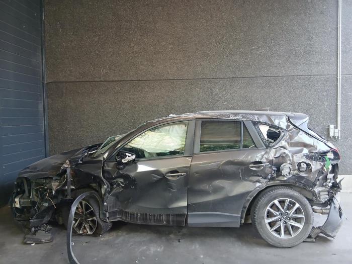 Mazda CX-5 I 2.2 Skyactiv D 150 16V 4WD Sloopvoertuig (2017, Grijs)