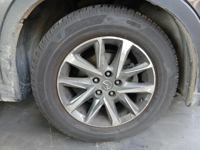 Mazda CX-5 I 2.2 Skyactiv D 150 16V 4WD Sloopvoertuig (2017, Grijs)