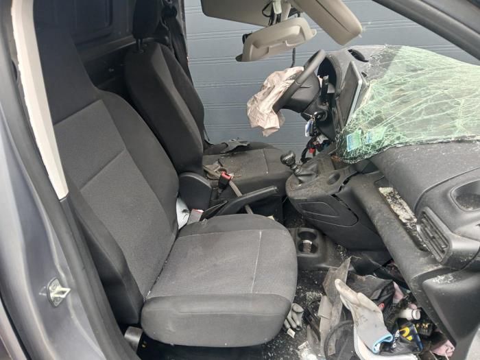 Opel Combo Cargo 1.5 CDTI 100 Sloopvoertuig (2022, Grijs)