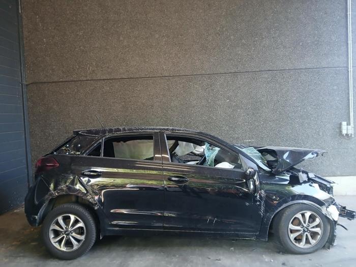 Hyundai i20 1.2i 16V Sloopvoertuig (2018, Zwart)