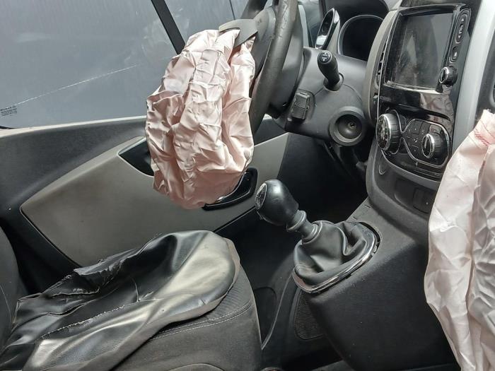 Renault Trafic 1.6 dCi 145 Twin Turbo Sloopvoertuig (2019, Grijs)