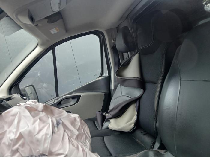Renault Trafic 1.6 dCi 145 Twin Turbo Sloopvoertuig (2019, Grijs)