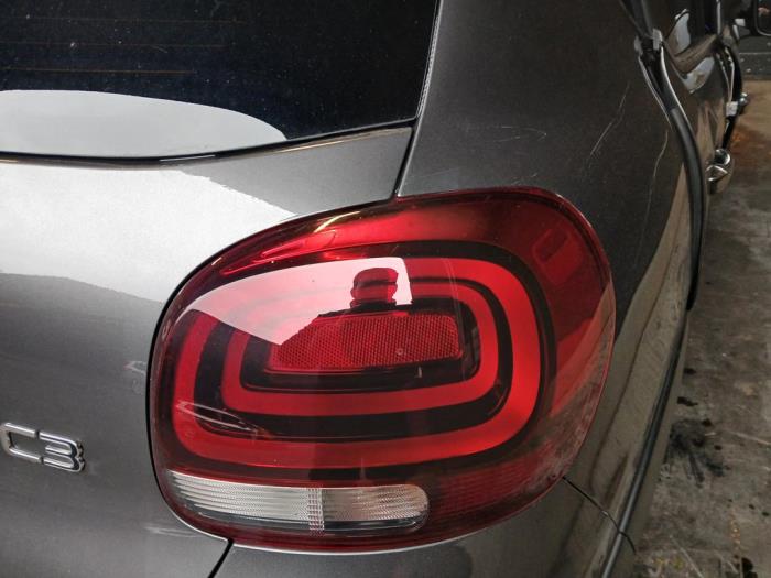 Citroen C3 1.2 Vti 12V PureTech Sloopvoertuig (2024, Grijs)