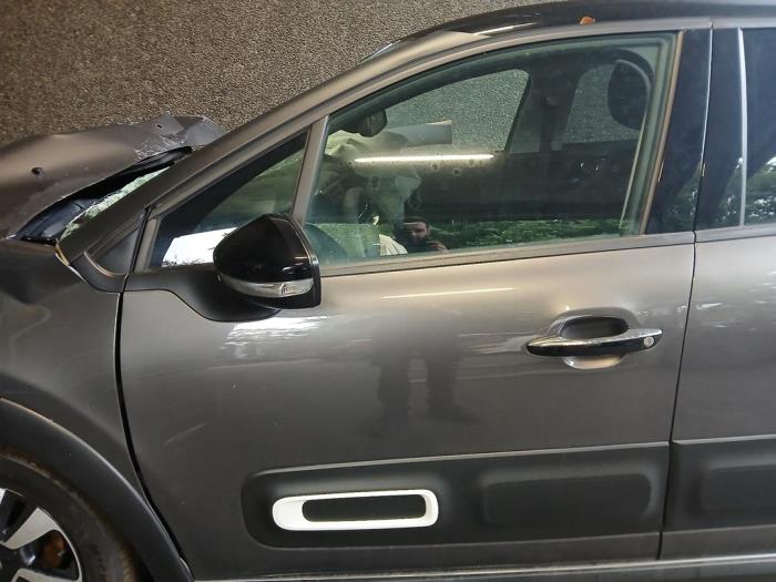 Citroen C3 1.2 Vti 12V PureTech Sloopvoertuig (2024, Grijs)