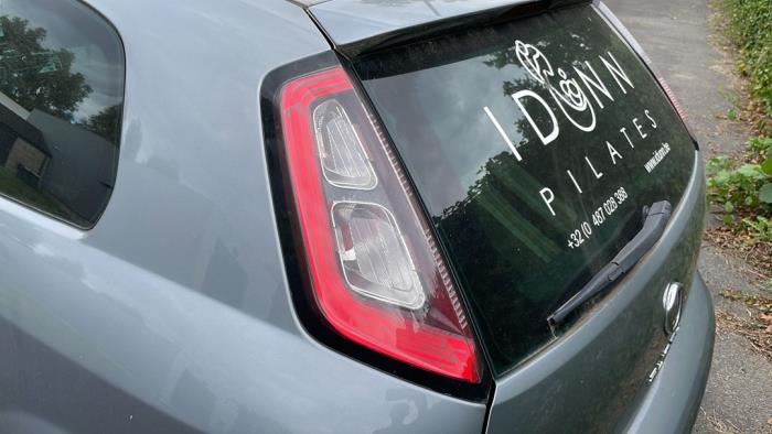 Fiat Punto Evo 1.4 Sloopvoertuig (2012, Licht, Blauw)