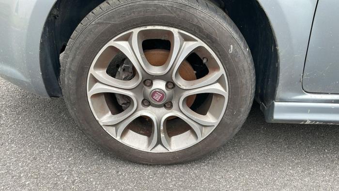 Fiat Punto Evo 1.4 Sloopvoertuig (2012, Licht, Blauw)