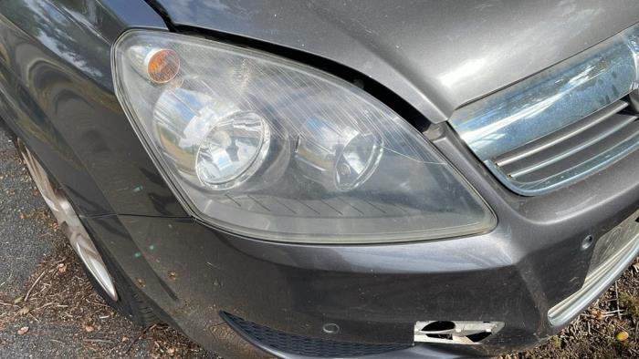 Opel Zafira 1.7 CDTi 16V Sloopvoertuig (2010, Grijs)
