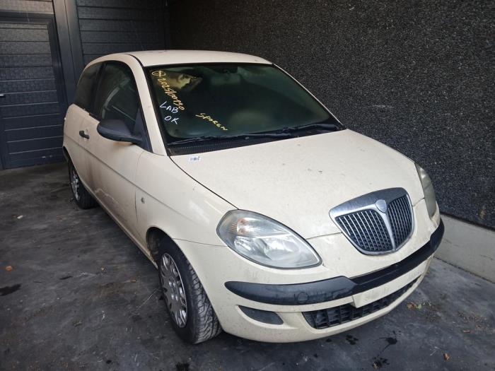 Lancia Ypsilon 1.2 Sloopvoertuig (2006, Wit)