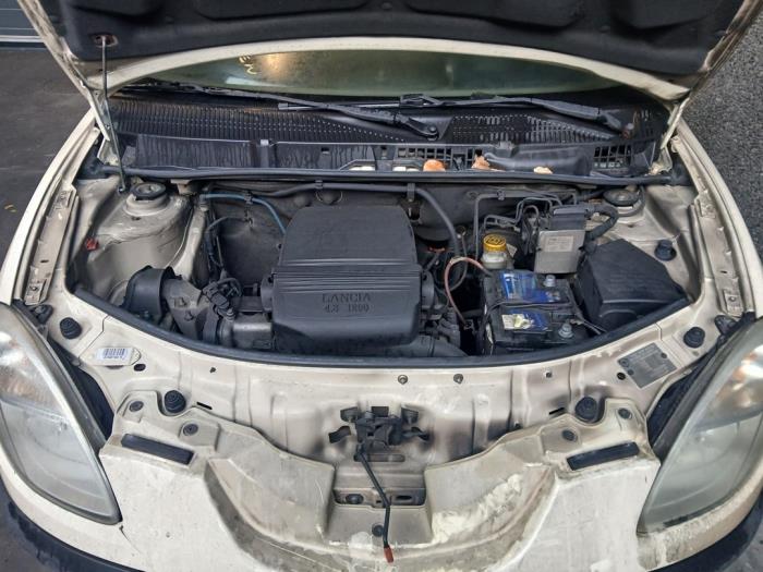 Lancia Ypsilon 1.2 Sloopvoertuig (2006, Wit)